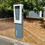Greet Bordeaux Arena Szálloda Floirac