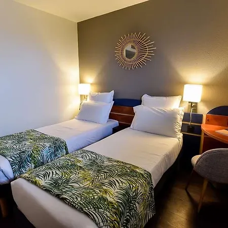 Greet Bordeaux Arena Otel