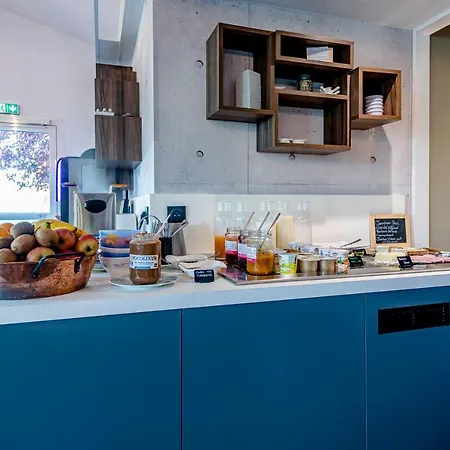 Hotel Greet Bordeaux Arena 3*