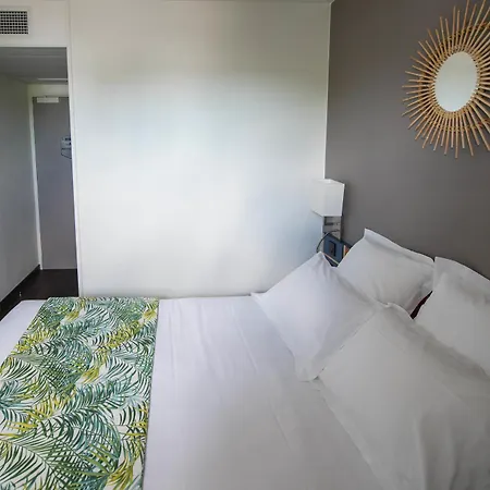 Greet Bordeaux Arena Otel