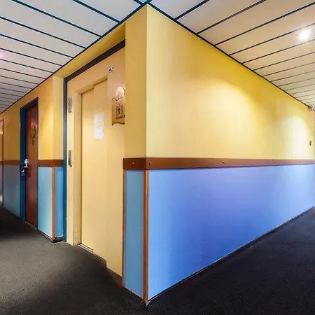 Greet Bordeaux Arena Hotel