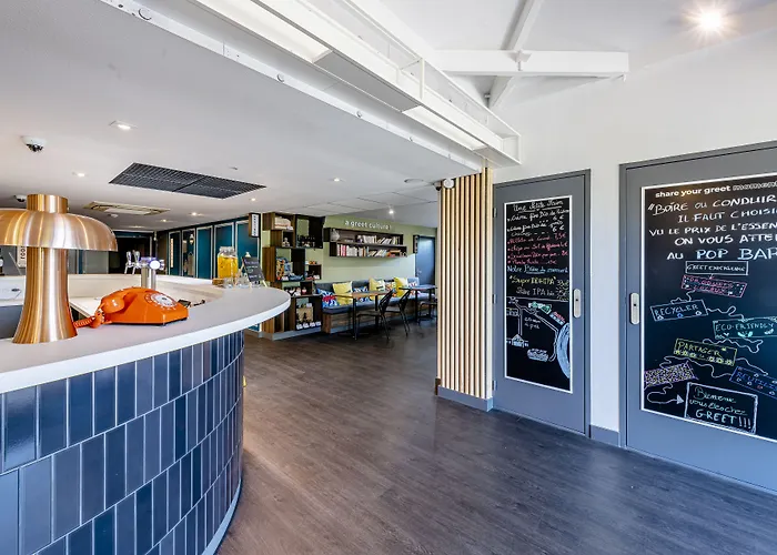 Greet Bordeaux Arena Hotel 3*
