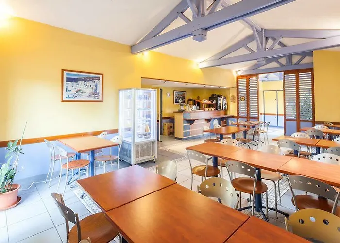 Greet Bordeaux Arena Hotel